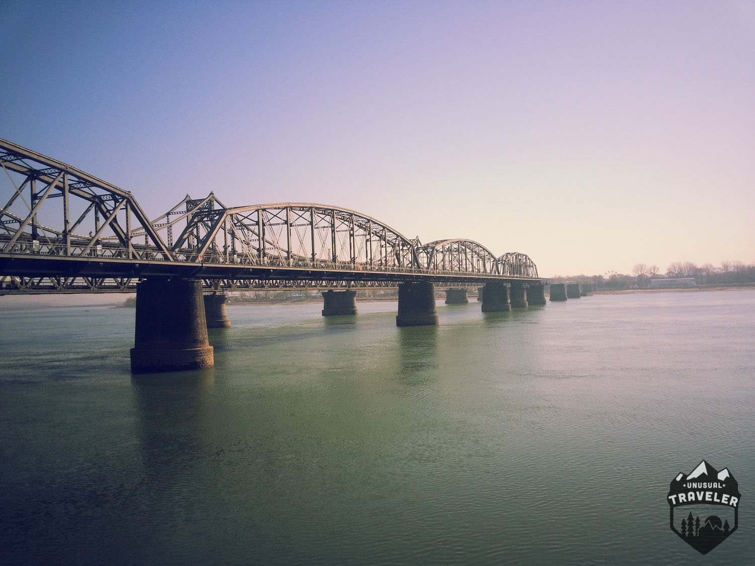 bridge to north korea from dandong