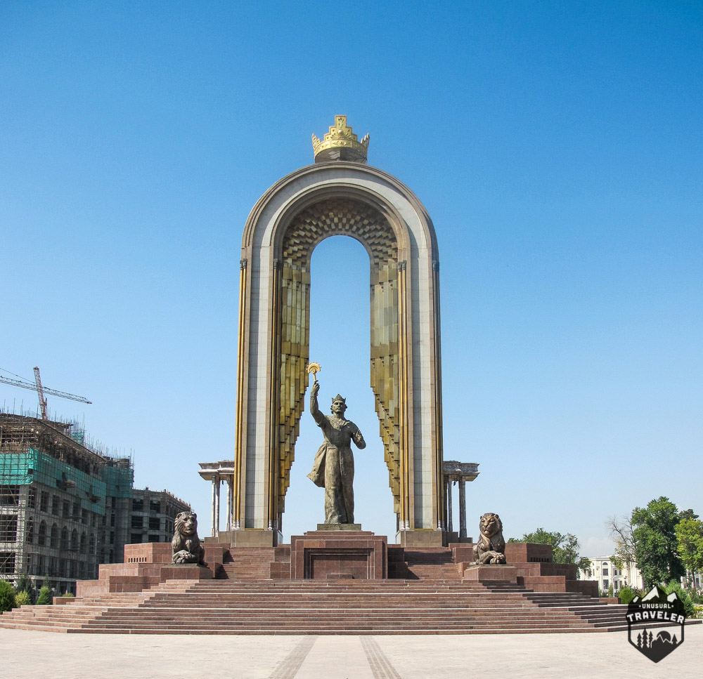 Statue of Somoni in Dushanbe