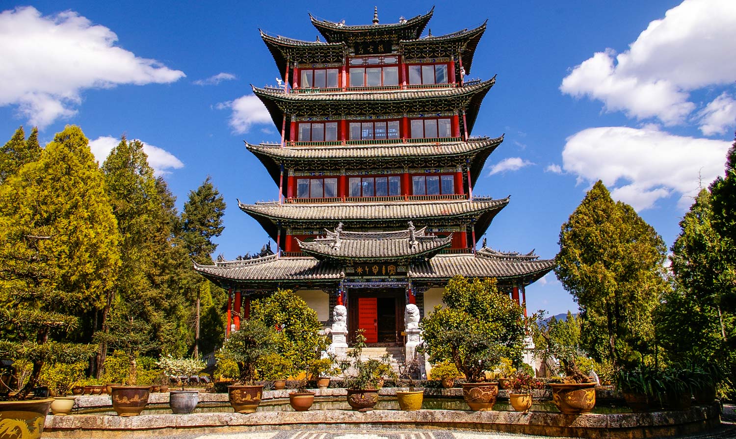 The Wangu Temple that over looks Lijiang