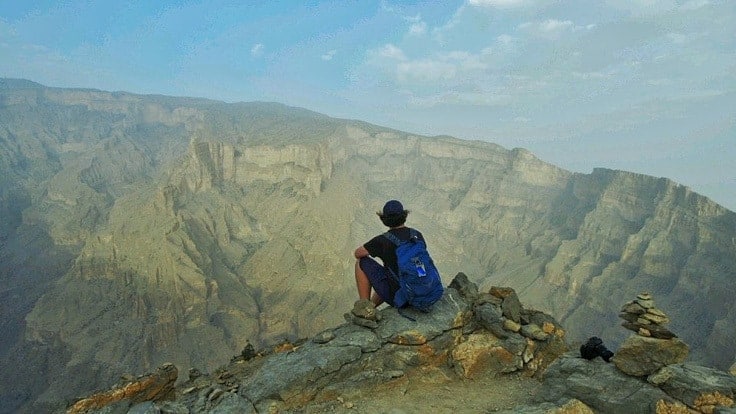 Enjoying the vire from the top of Jebel Shams in Oman