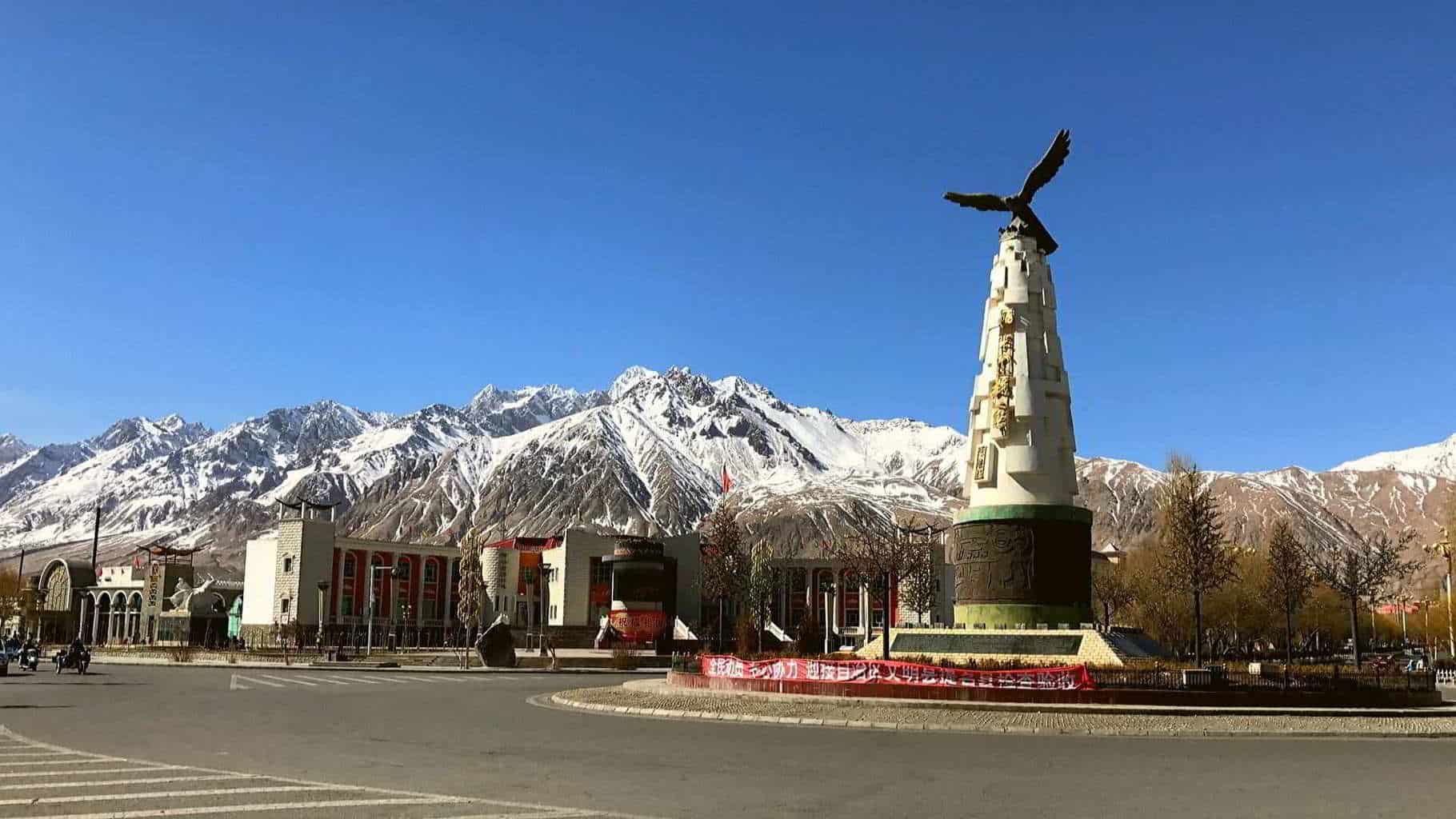 the Flying Eagle monument in the centre of Tashkurgan west china