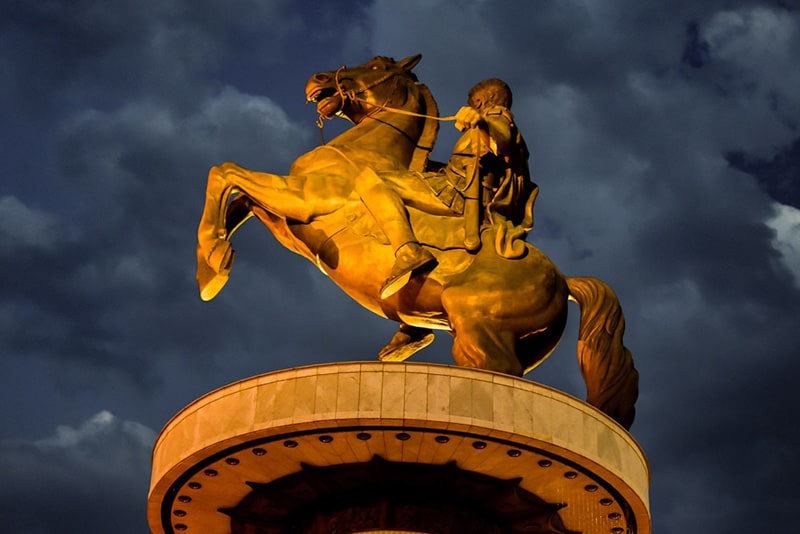 the horse statue in Skopje