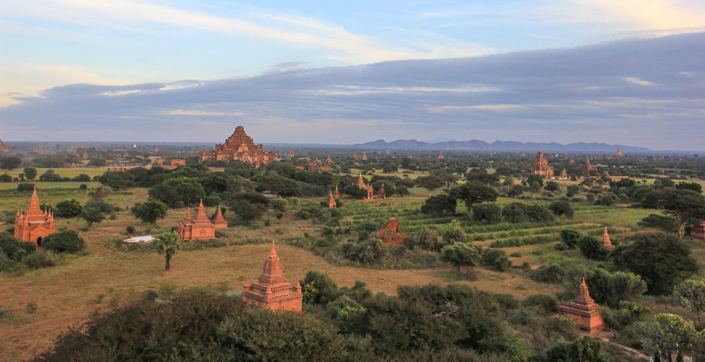 Dhammayangyi Pahto  in Bagan